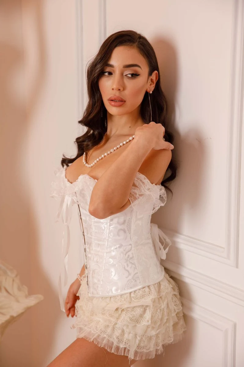Adriana escort in Moscow