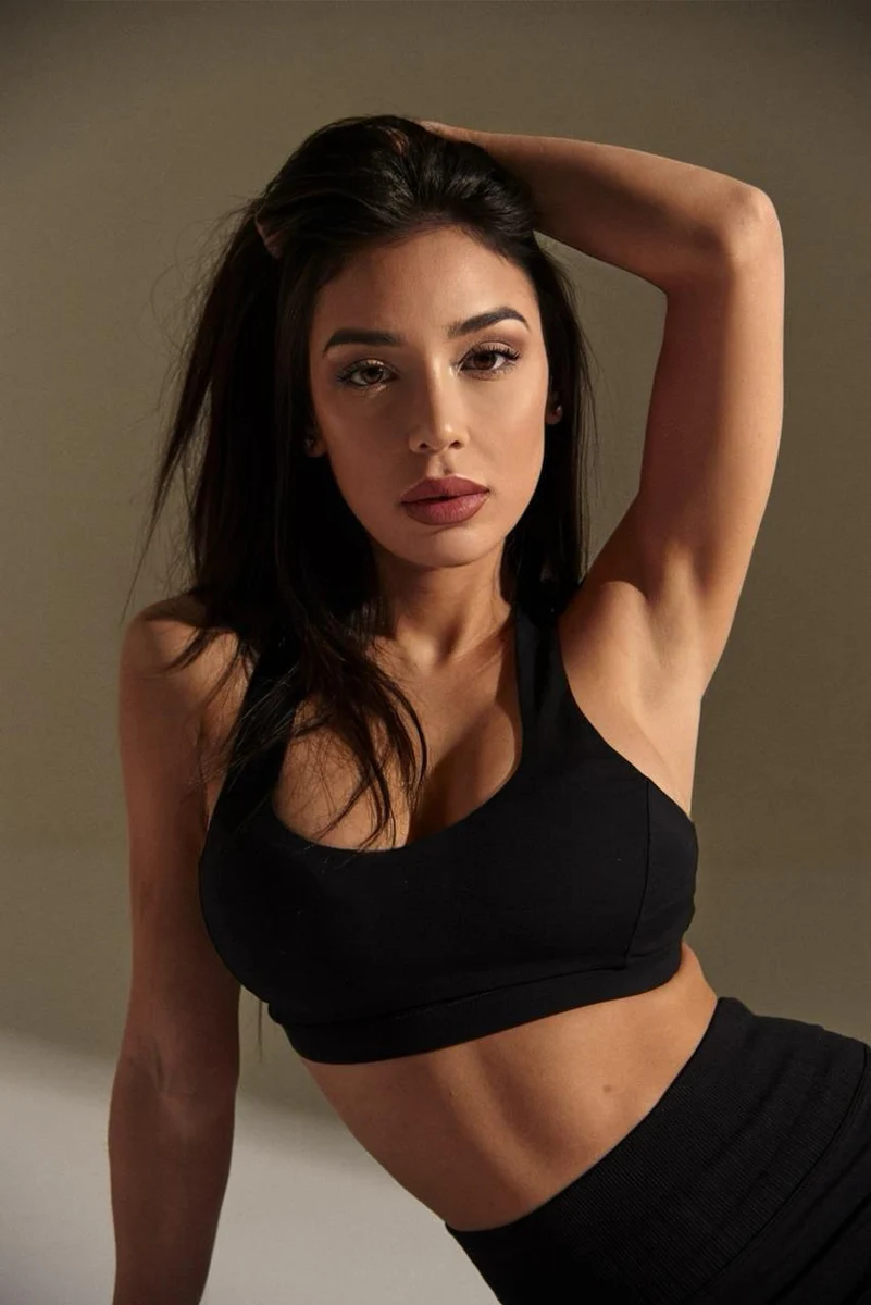 Adriana escort in Moscow