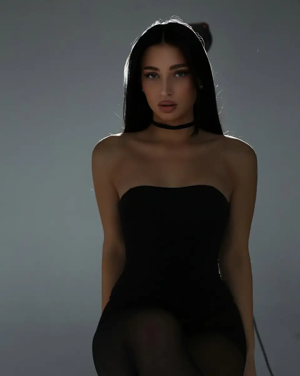 Aria escort in Dubai