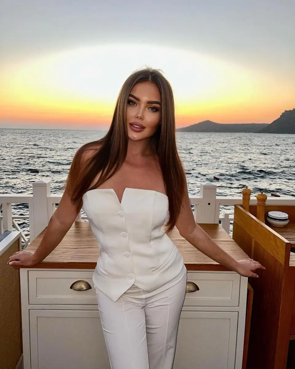 Daphne escort in Moscow