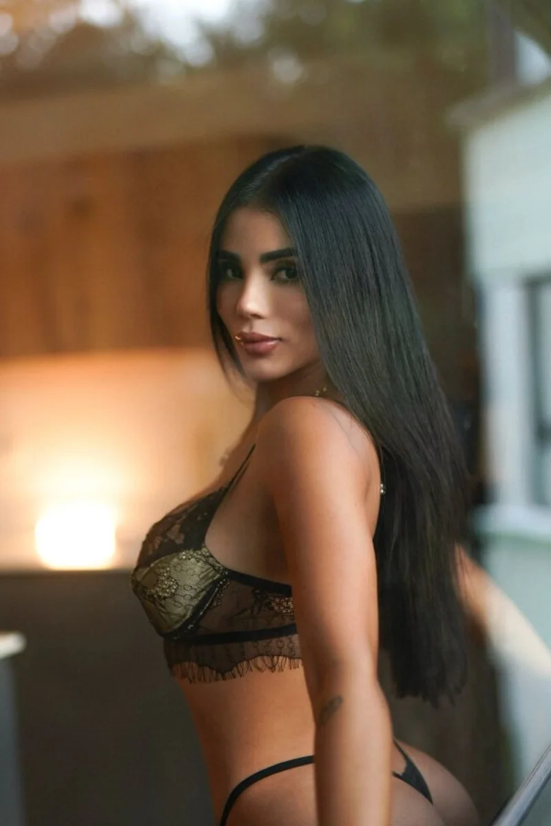 Iliana escort in Moscow