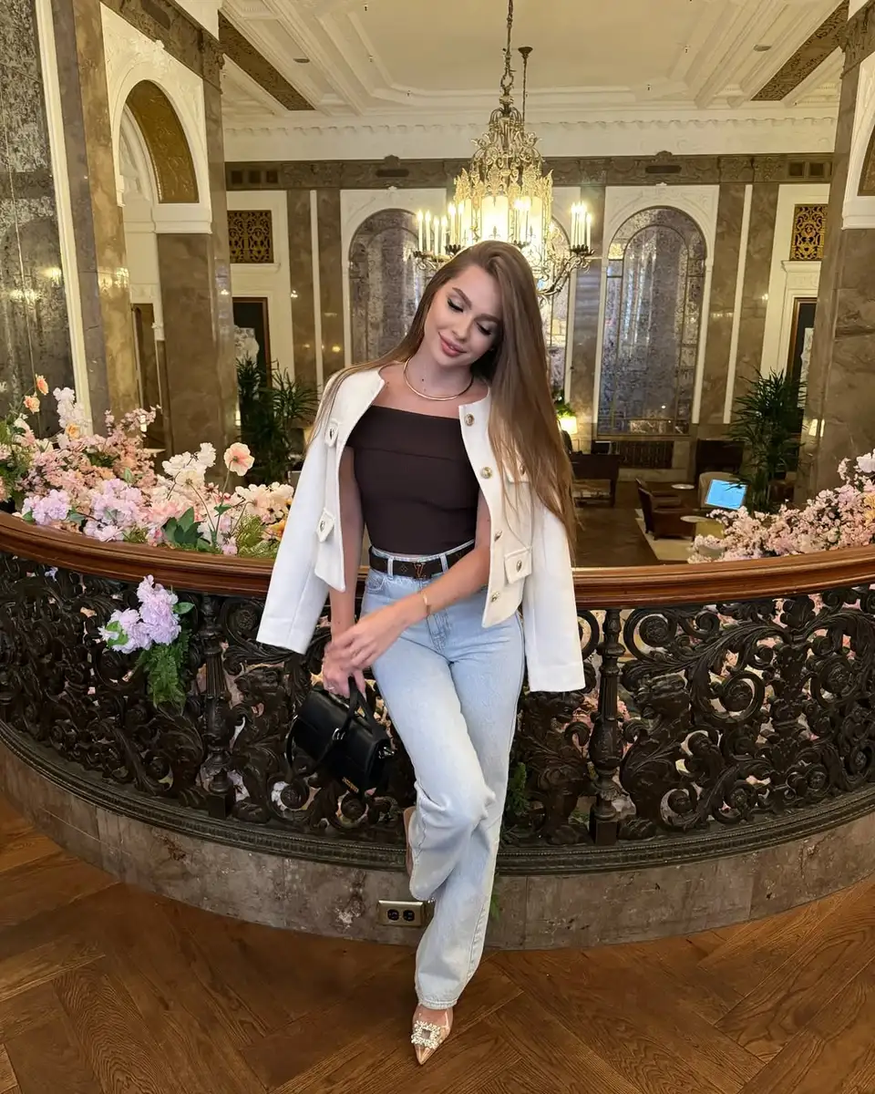 Victoria escort in Moscow